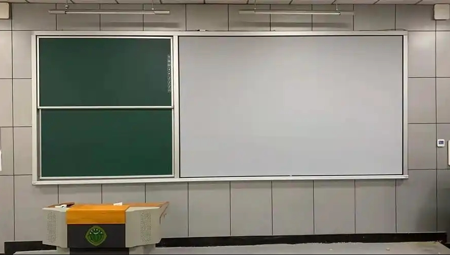 如何維護(hù)清潔互聯(lián)黑板